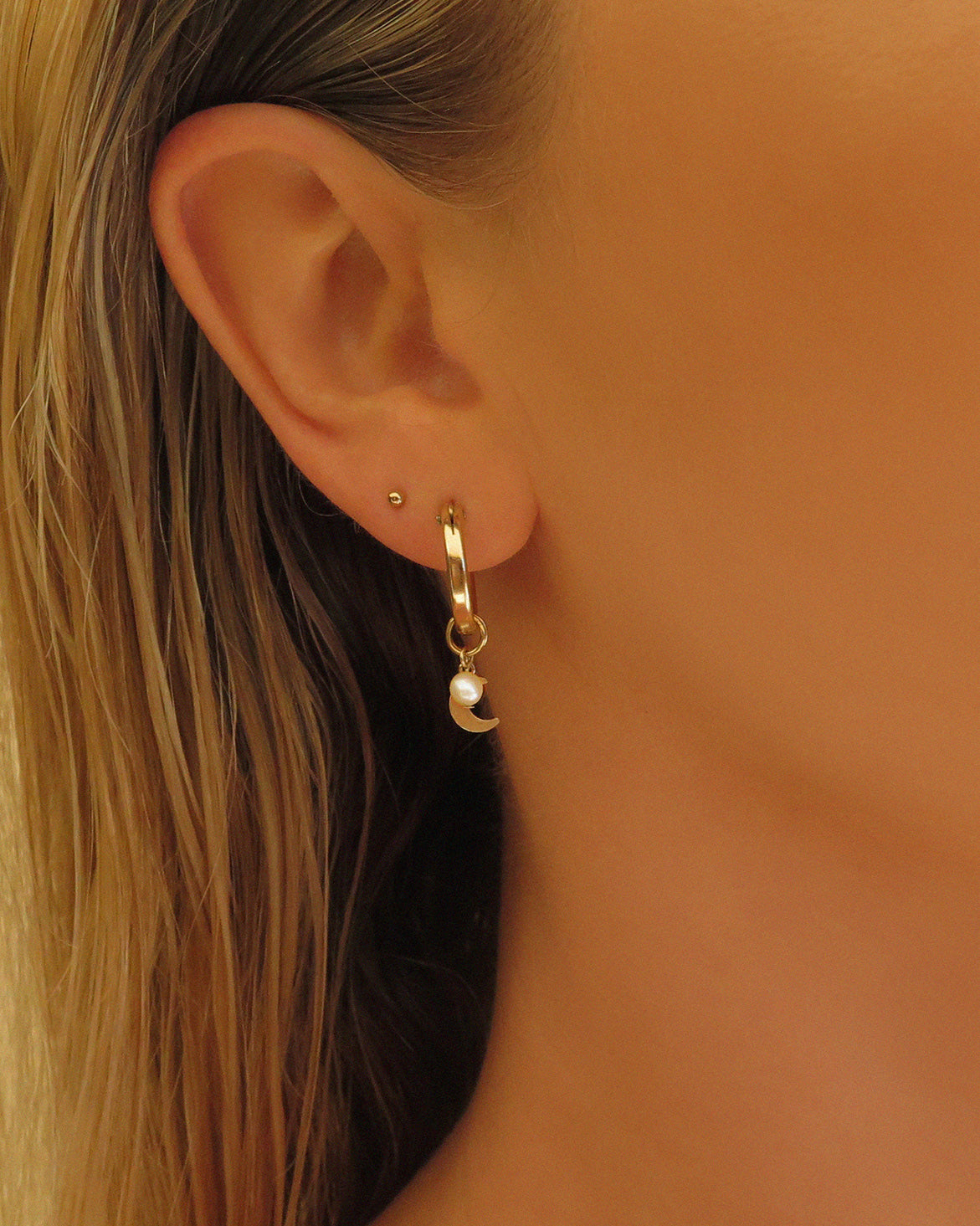 Freshwater Pearl Moon Crescent Thick Hoop Earrings - 14k Yellow Gold Fill