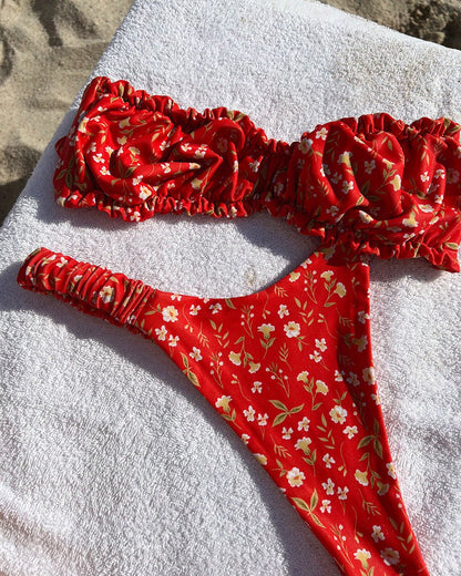 Magnetic Bikini Top - Valencia - On Model | The Littl