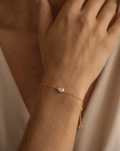 PRE-ORDER: Lab-Grown Pear Diamond Bezel Bracelet - 14k Solid Gold