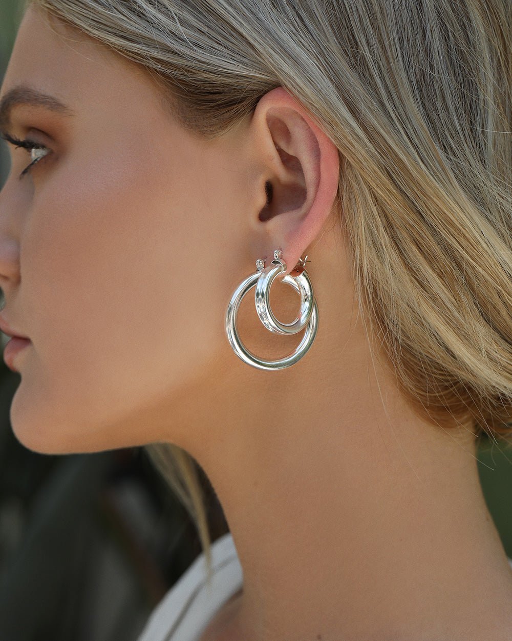 Chicago Hoop Earrings - Sterling Silver - Styled | The Littl Australia