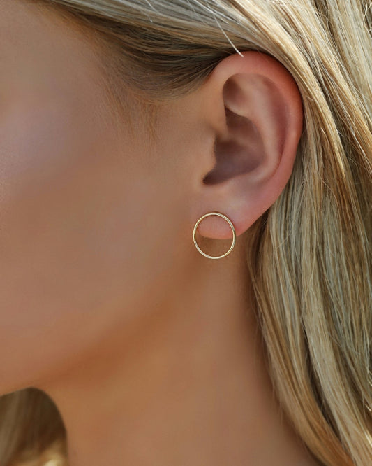 CIRCLE STUD EARRINGS - The Littl - 14k Yellow Gold Fill - 7mm