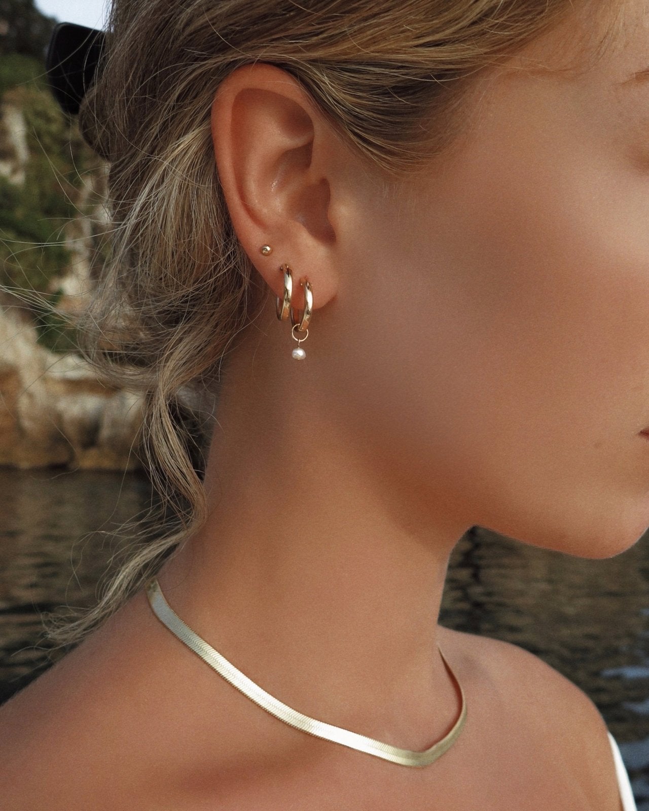 Thick Hoop Earrings Gold - 14k Gold-Filled - Tarnish-Free & Hypoallergenic | The Littl